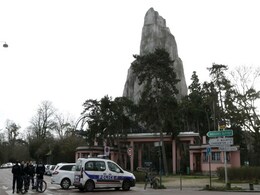 Paris Zoo To Reopen After Last Truant Baboons Found Paris Zoo To Reopen After Last Truant Baboons Found