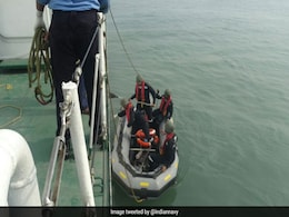 6 Dead After Chopper With ONGC Officials Crashes Off Mumbai Coast 6 Dead After Chopper With ONGC Officials Crashes Off Mumbai Coast