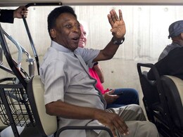 Pele "Doing Well" After Urinary Infection Treatment In Paris Pele "Doing Well" After Urinary Infection Treatment In Paris
