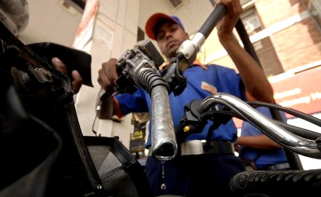 NITI Aayog Urges States To Cut Duty On Petrol