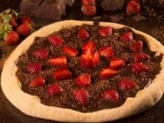Chocolate Pizza