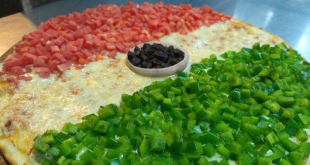 Tricolour Pizza