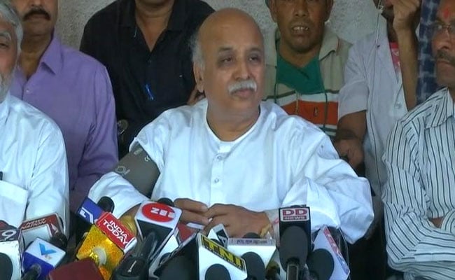Pravin Togadia Ends 'Indefinite Fast' On Health Grounds