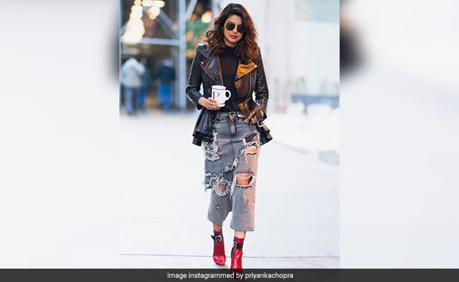 Is That A Skirt Priyanka Chopra Has On? Jeans? Whatever, She Looks Fab