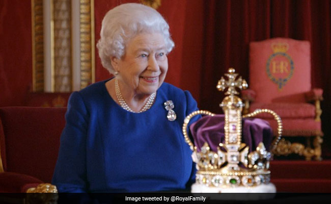 Queen Elizabeth II Complains About 'Horrible' Coronation Carriage