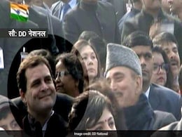 गणतंत्र दिवस परेड में राहुल गांधी को न पहली, न चौथी बल्कि छठी पंक्ति में मिली बैठने की जगह, सियासी पारा चढ़ा गणतंत्र दिवस परेड में राहुल गांधी को न पहली, न चौथी बल्कि छठी पंक्ति में मिली बैठने की जगह, सियासी पारा चढ़ा