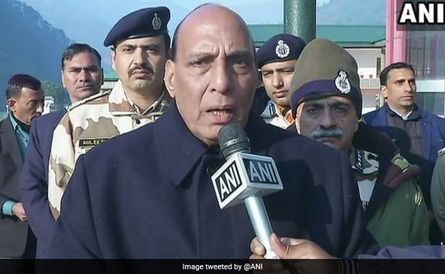 पुलवामा आतंकी हमला: राजनाथ सिंह ने कहा, बेकार नहीं जाएगा जवानों का बलिदान