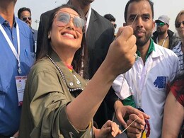 <I>Hichki</i>: Rani Mukerji Kick-Starts Promotions By Flying Kites <I>Hichki</i>: Rani Mukerji Kick-Starts Promotions By Flying Kites