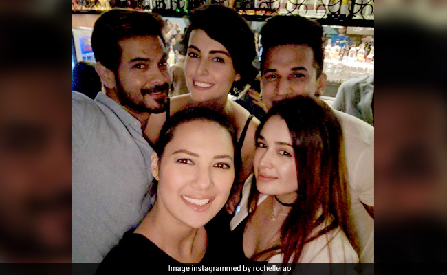 <I>Bigg Boss</i>: Rochelle Rao Posted This Reunion Pic And Transported Us To Season 9