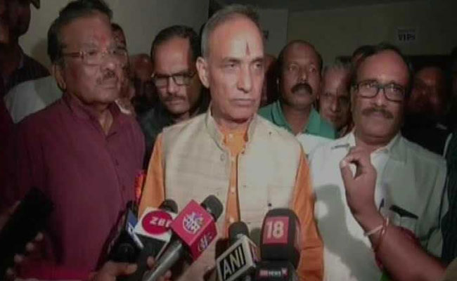 Work On Ancient Technologies Along With Modern Innovations: Junior Education Minister To IIT Academia