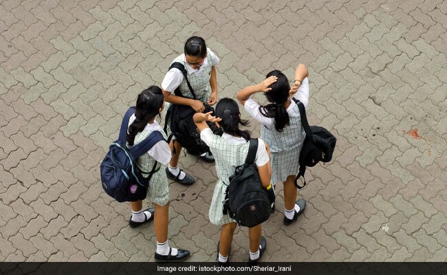 विद्यार्थ्यांचा शनिवार होणार खास! शालेय विद्यार्थ्यांसाठी 'हॅपी सॅटर्डे' उपक्रम सुरु होणार?