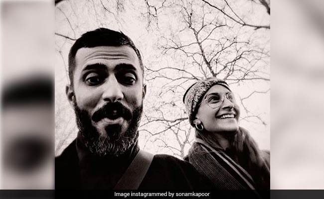 Sonam Kapoor's Rumoured Boyfriend Posts Pic Of Her, Finds 'Meaning Of Life'