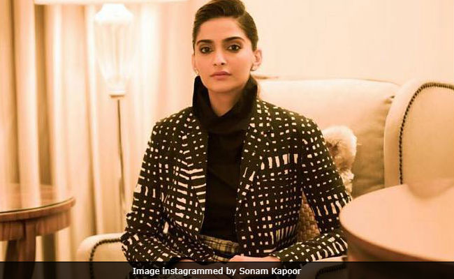 Sonam Kapoor Posts About Supporting Women. Maybe You Should, Says Twitter