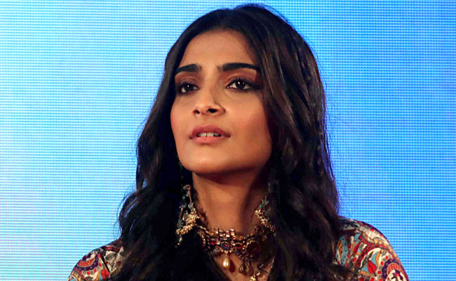 As Sonam Kapoor Says, Please Stop Treating Married Actresses Differently