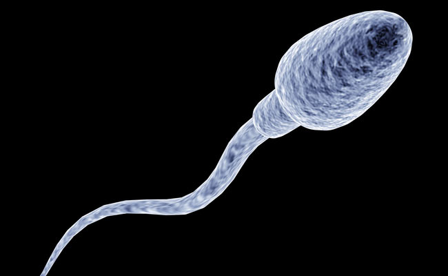 Sperm को कम कर रही हैं आपकी रोज़ाना की ये 6 आदतें