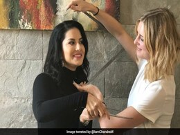 सलमान-ऐश्वर्या की तरह अब सनी लियोन का भी मैडम तुसाद में लगेगा मोम का पुतला सलमान-ऐश्वर्या की तरह अब सनी लियोन का भी मैडम तुसाद में लगेगा मोम का पुतला