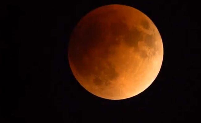 'Super Blue Blood Moon' Visible In India, Millions Watch Across The World