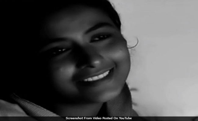 बंगाली फिल्म अभिनेत्री सुप्रिया देवी का राजकीय सम्मान के साथ हुआ अंतिम संस्कार