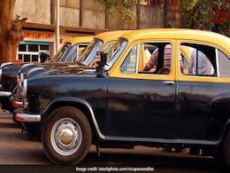 Taxi Strike Leaves Passengers, Tourists Stranded In Goa Taxi Strike Leaves Passengers, Tourists Stranded In Goa