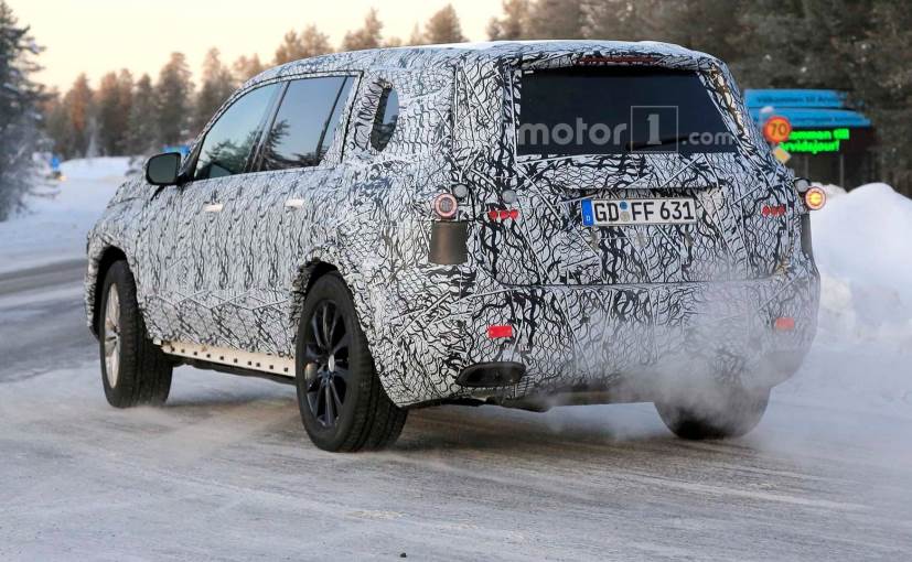 the 2019 mercedes benz gls rear