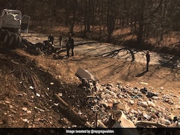Train Ferrying US Lawmakers Activated Emergency Brake Before Fatal Crash Train Ferrying US Lawmakers Activated Emergency Brake Before Fatal Crash