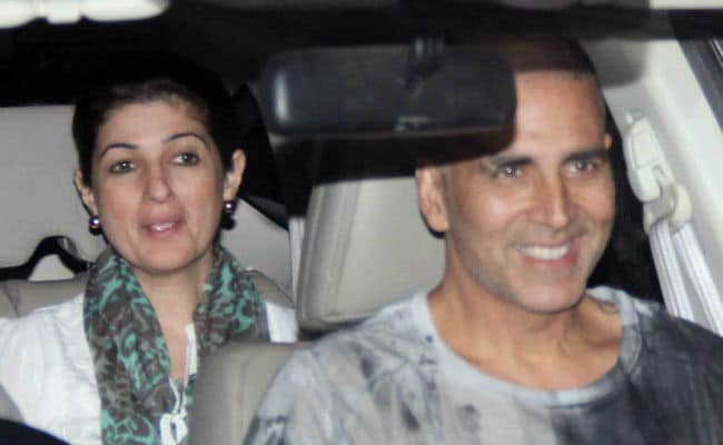 Akshay Kumar And Twinkle Khanna Screen PadMan For Family. See Pics