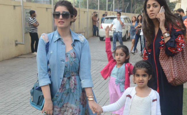 Twinkle Khanna, Sussanne Khan, Shilpa Shetty Spend Sunday With Kids