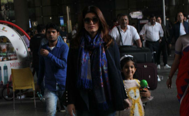 Welcome Home Akshay Kumar, Twinkle Khanna And Nitara. Cape Town Vacation Is Over