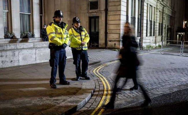 پلیس بریتانیا مردی را به اتهام ورود به پارلمان دستگیر کرد