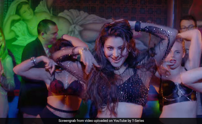 Hate Story 4 का नया गाना रिलीज, उर्वशी रौतेला ने अपनी सिजलिंग अदाओं से ‘आशिक बनाया...’