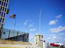 क्यूबा में एक और अमेरिकी राजनयिक 'रहस्यमयी' बीमारी की चपेट में क्यूबा में एक और अमेरिकी राजनयिक 'रहस्यमयी' बीमारी की चपेट में