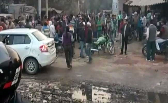 यूपी: पुलिस और बदमाशों के बीच मुठभेड़ में 8 साल के बच्‍चे की गोली लगने से मौत