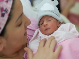 नॉर्मल नहीं C-Section से पैदा हो रहे हैं बच्चे, जानें क्यों महिलाएं चुन रही हैं सिजेरियन डिलीवरी नॉर्मल नहीं C-Section से पैदा हो रहे हैं बच्चे, जानें क्यों महिलाएं चुन रही हैं सिजेरियन डिलीवरी