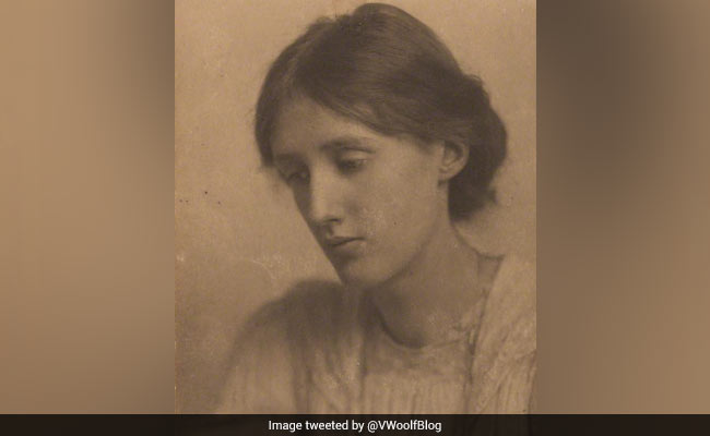 Virginia Woolf's 136th birthday: 'राइटिंग को Sex' की तरह मानती थीं वर्जिनिया वुल्फ, गूगल ने डूडल बनाकर ऐसे किया याद