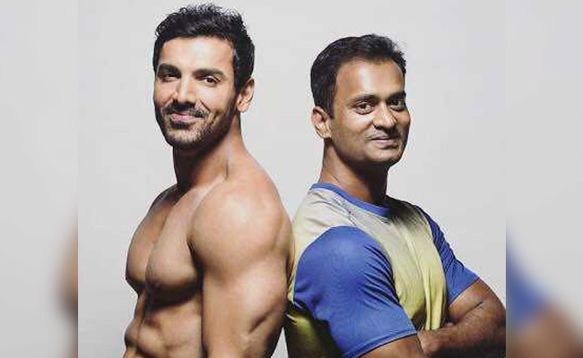 Celebrity Trainer Vinod Channa Tells Us How Celebrities Lose Fat, Gain Muscle So Fast