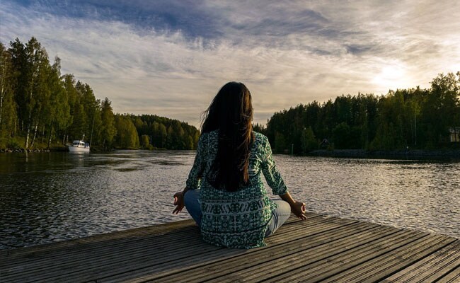 Meditation Benefits: तणावमुक्त जीवनाचे गुपित! सलग 21 दिवस मेडिटेशन करा अन् ताण,राग, चिडचिड विसरा