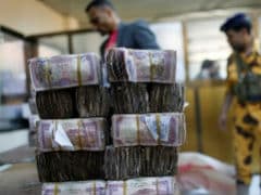 Yemen Seeks Saudi Cash As Plunging Currency Deepens War Woes