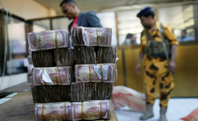 Yemen Seeks Saudi Cash As Plunging Currency Deepens War Woes