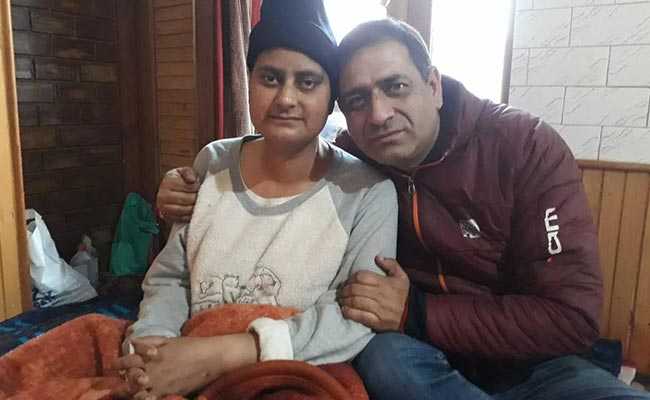 As Kids, I Showed Her Around School. This Week, My Sister Died