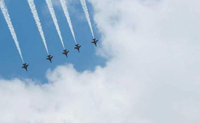 Aerobatic Jet Skids Off Runway At Singapore Airshow, Hurting Pilot