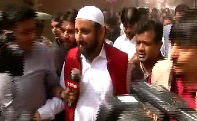 AAP's Amanatullah Khan Says Will Admit Children To Government School