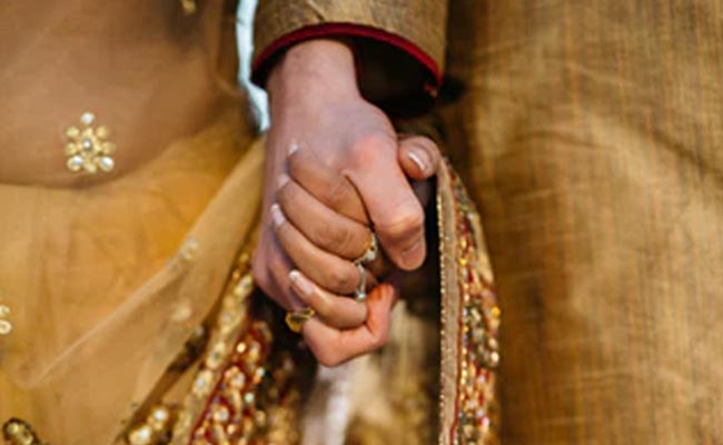 राजस्थान: लोगों के ताने नहीं छीन पाए इन दो बहनों का भाग्य, धूमधाम से हुई पढ़े-लिखे लड़कों से शादी