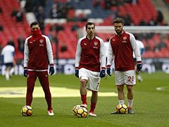 Harsha Bhogle Takes A Dig At Arsenal Football Club. Ravichandran Ashwin Disagrees