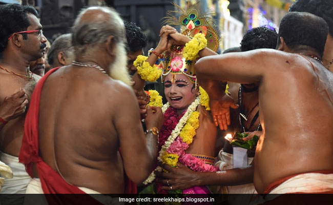 आट्टुकल मंदिर में बच्चों को ऐसे किया जाता है प्रताड़ित, लेकिन...