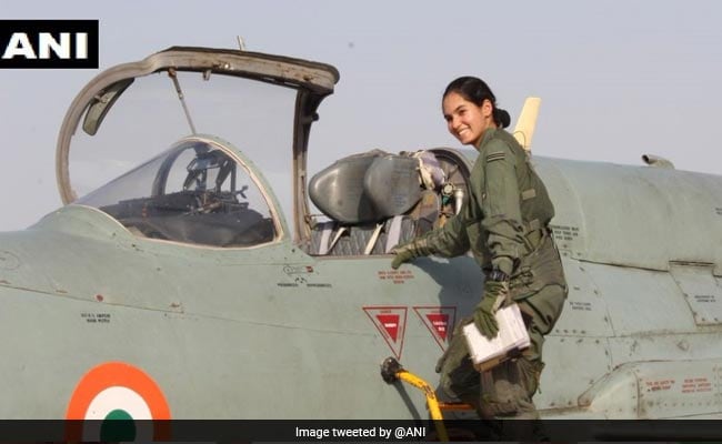 Avani Chaturvedi First Indian Woman Pilot To Fly Fighter Jet Mig 21