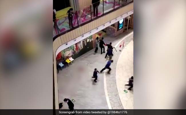 1 Woman Killed, 12 Injured In Knife Attack In Beijing Mall