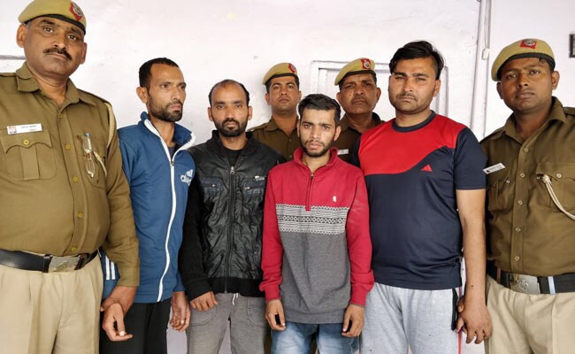 दिल्ली घूमने के बहाने ये चार दोस्त करते थे कुछ ऐसा काम जिसे जानकर आप रह जाएंगे दंग, पुलिस ने किया गिरफ्तार