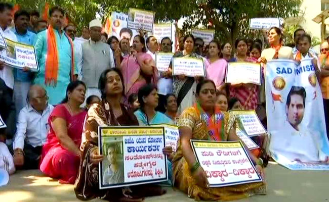 "Siddaramaiah Irresponsible," Says BS Yeddyurappa Over BJP Worker's Death