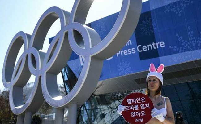 Naked 'Bunny Girl' Freezes Tail Off In Olympic Fur Protest