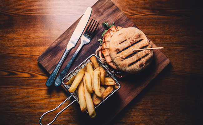 Keto Diet: Love Burgers But Scared Of Excessive Carbs? Make This Keto-Friendly Burger Bun